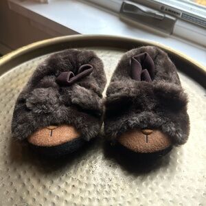 Kids L.L. Bean bear slippers